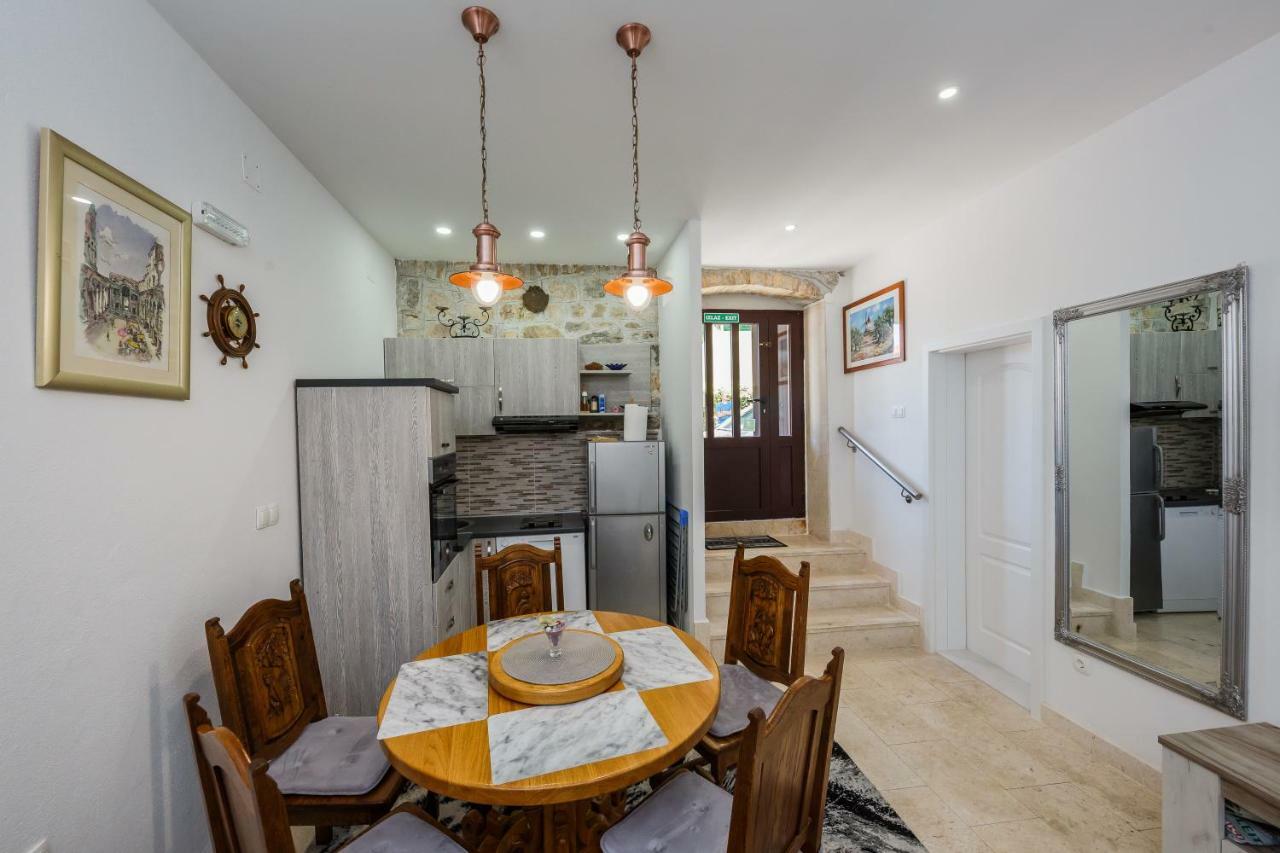 Apartman Lavanda Kaštela Szoba fotó