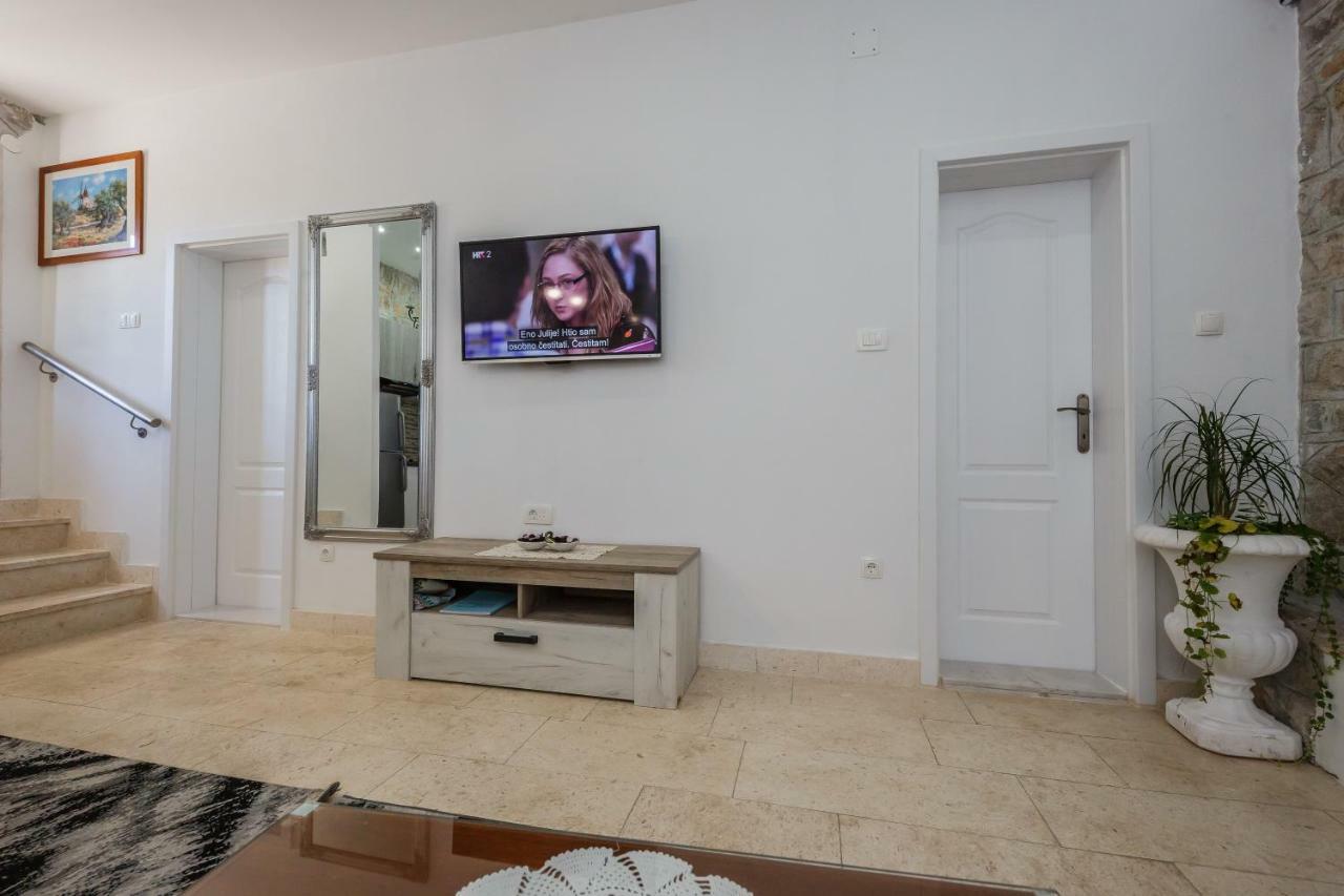 Apartman Lavanda Kaštela Kültér fotó