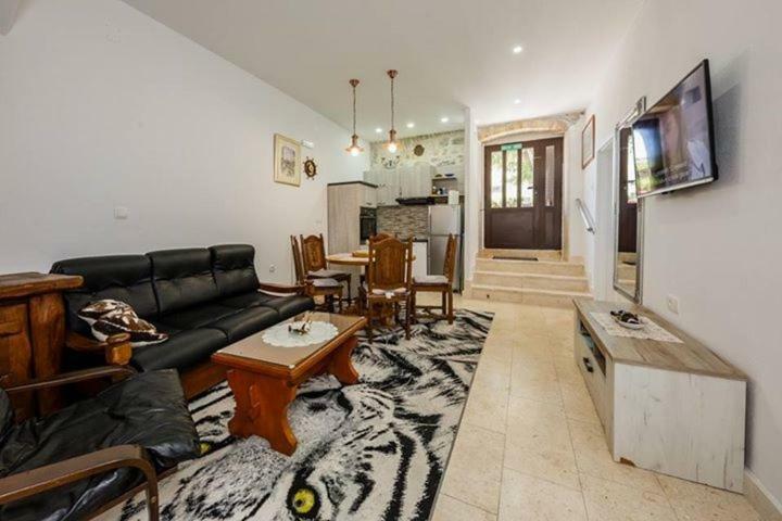 Apartman Lavanda Kaštela Kültér fotó